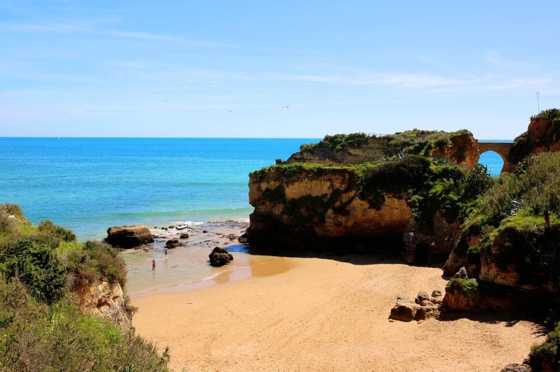 Praia-dos-Estudantes-view-from-cliff
