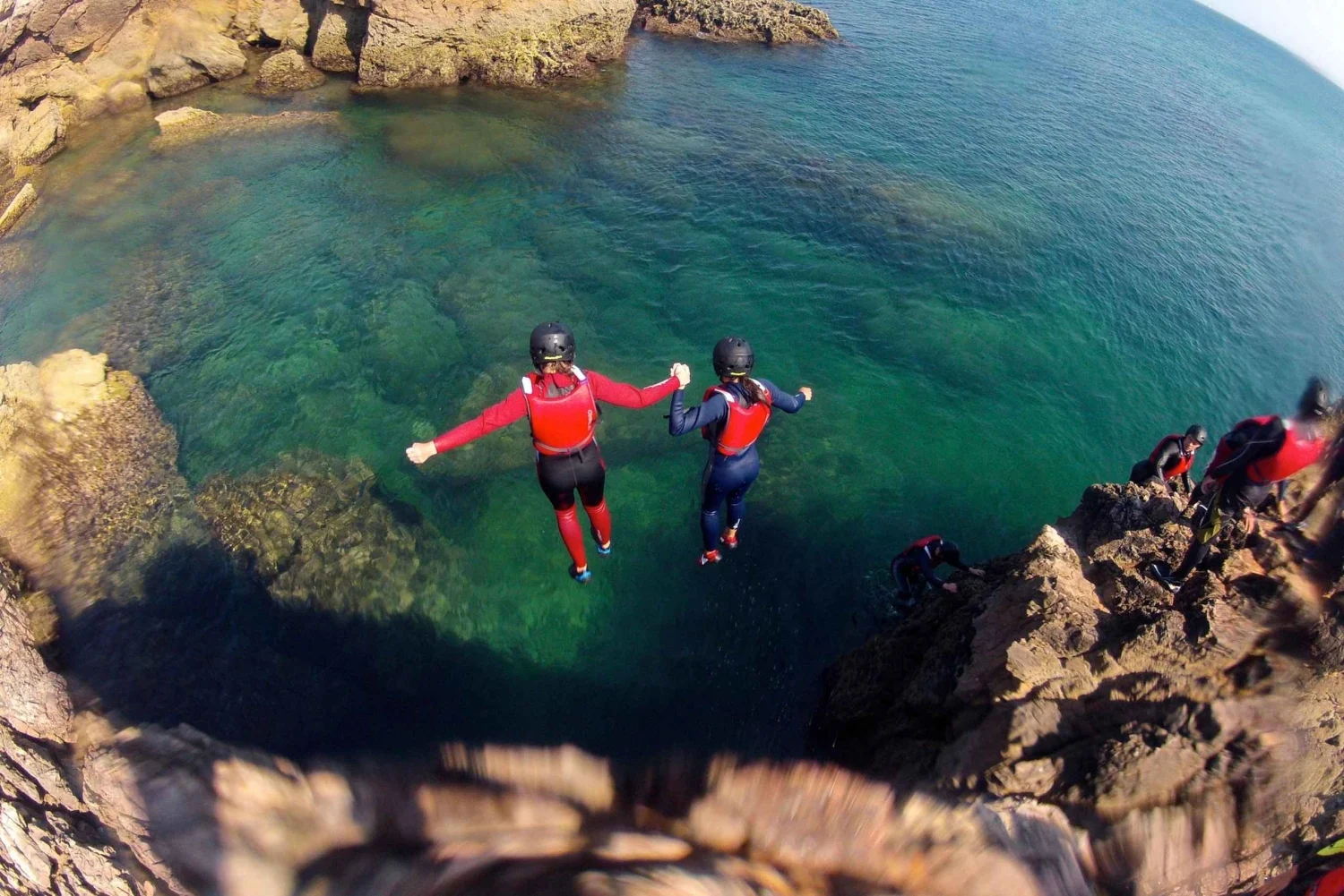 coasteering-algarve-cliff-jump-swim-climb-in-sagres-7290906